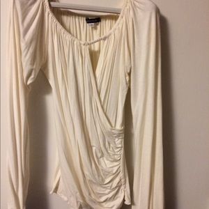 BOSTON PROPER OFF WHITE PULLOVER TOP SIZE S